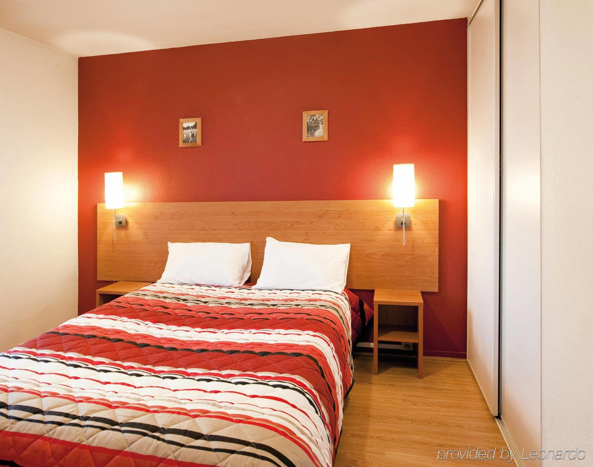 Sejours & Affaires Annecy Le Pont Neuf Aparthotel Cran-Gevrier Exterior photo